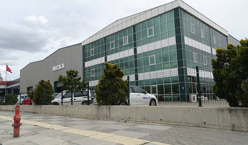 NOTRE USINE MEKA-4