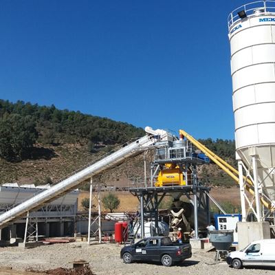 MEKA EN ALGERIE POUR UN PROJET ROUTIER AVEC L'ITALIENNE RIZZANI DE ECCHER