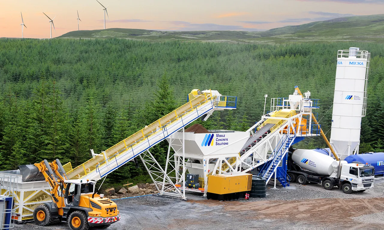 Rüzgâr Enerjisi Santrali Kurulumunda Mobil Beton Santrallarının Rolü: Zorluklar, Çözümler ve MEKA’nın Farkı 