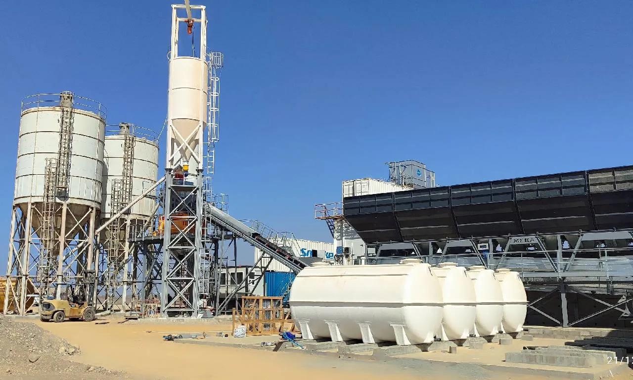 محطة خلط الخرسانة MEKA C135 B في عُمان