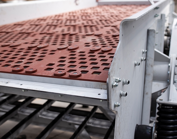 КОРПУС ГРОХОТА ИЗ ВЫСОКОПРОЧНОЙ СТАЛИ, УСТОЙЧИВОЙ К ВИБРАЦИЯМ