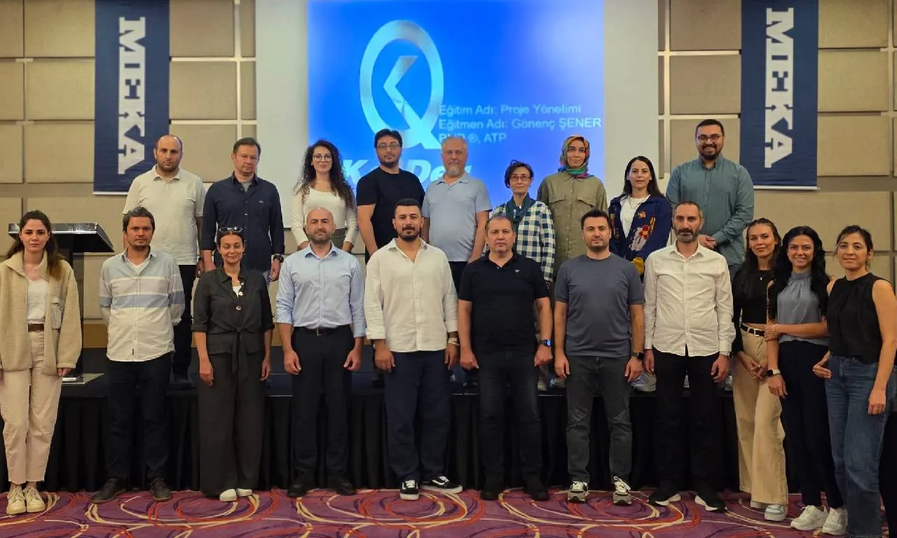 Capacitación en Gestión de Proyectos en MEKA