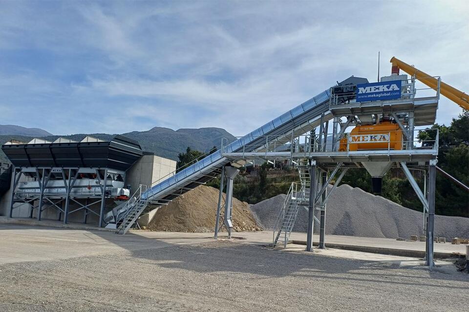 MEKA C 100 concrete batching plant, earthquake region