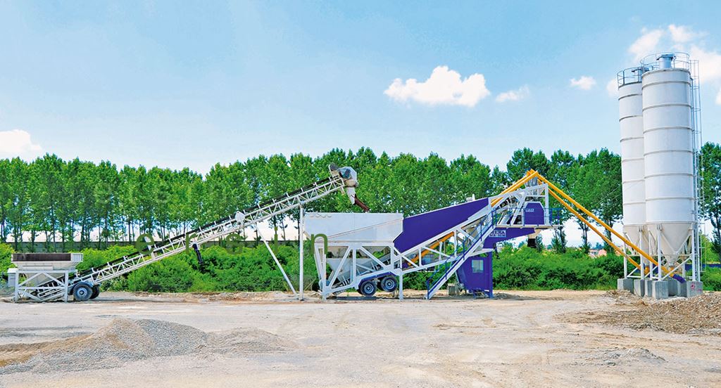 Figure 3Heavy and stable main chassis of MEKA mobile concrete batching plants allows extreme durability, continuous long-life operation and sensitive weighing by minimizing the vibrations to the scales.